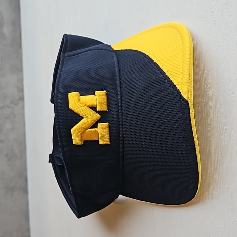 Michigan Wolverines Blue and Yellow Visor Like New